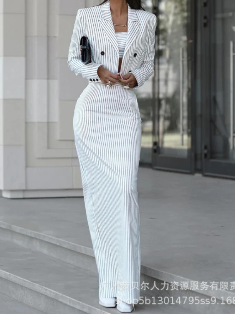 Striped Blazer Coat & Slit Ski - đánh giá và giá Winter Clothing Design